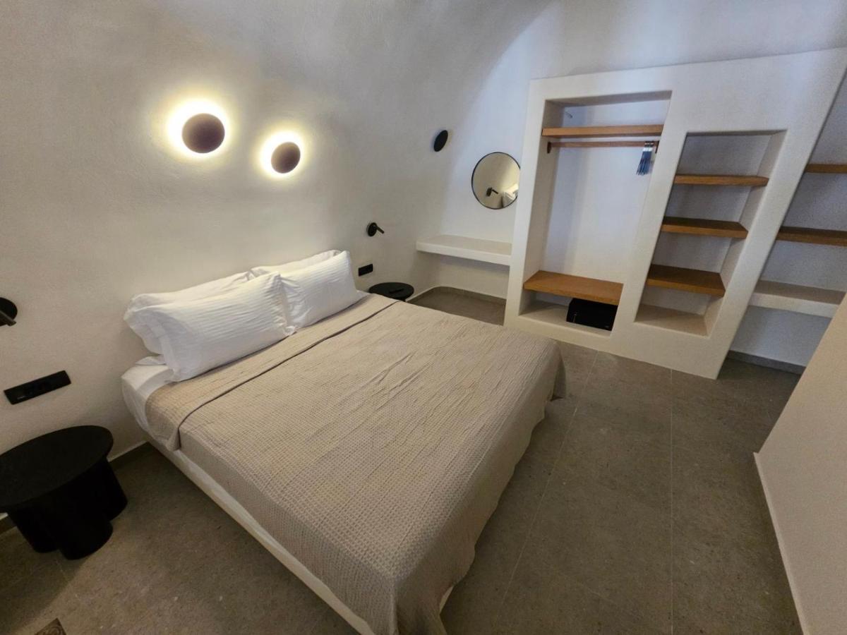 Petroma Cave Suites Vourvoúlos Dış mekan fotoğraf