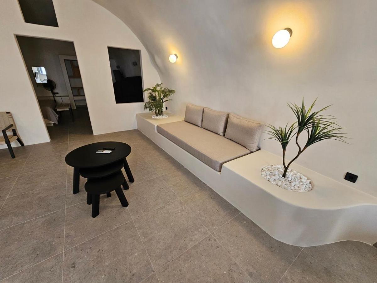 Petroma Cave Suites Vourvoúlos Dış mekan fotoğraf