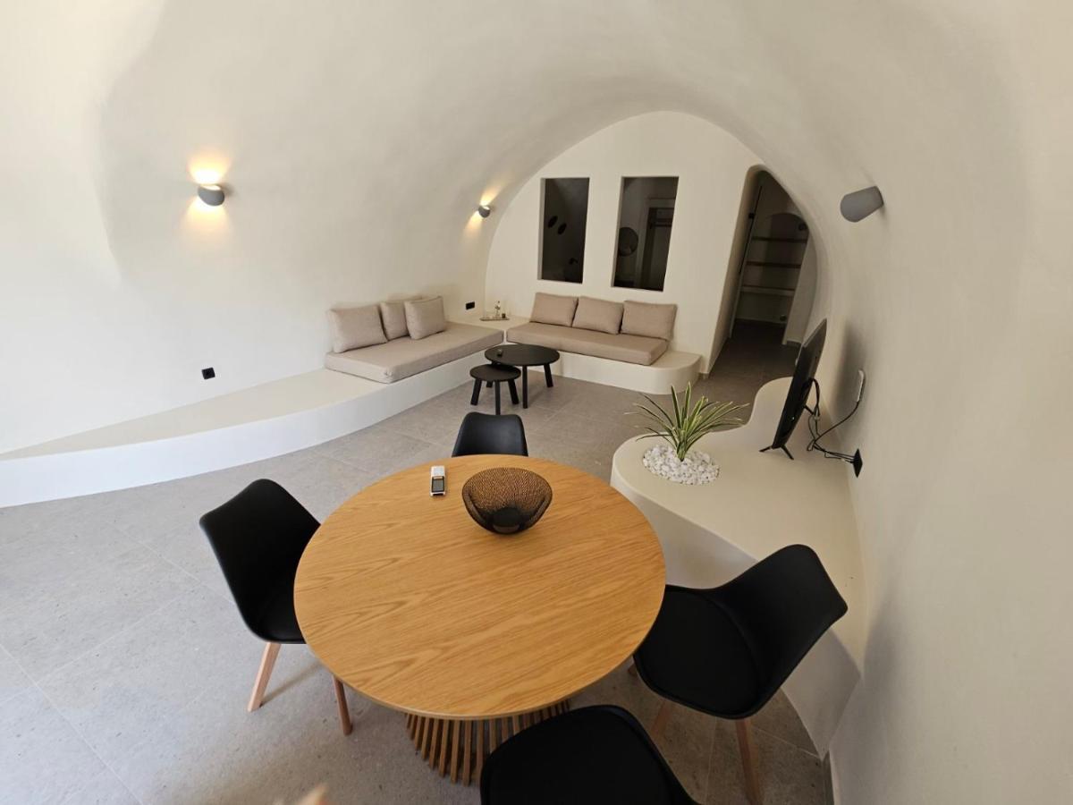 Petroma Cave Suites Vourvoúlos Dış mekan fotoğraf